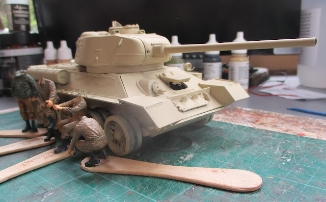 MiniArt Egyptian T34/85 tank