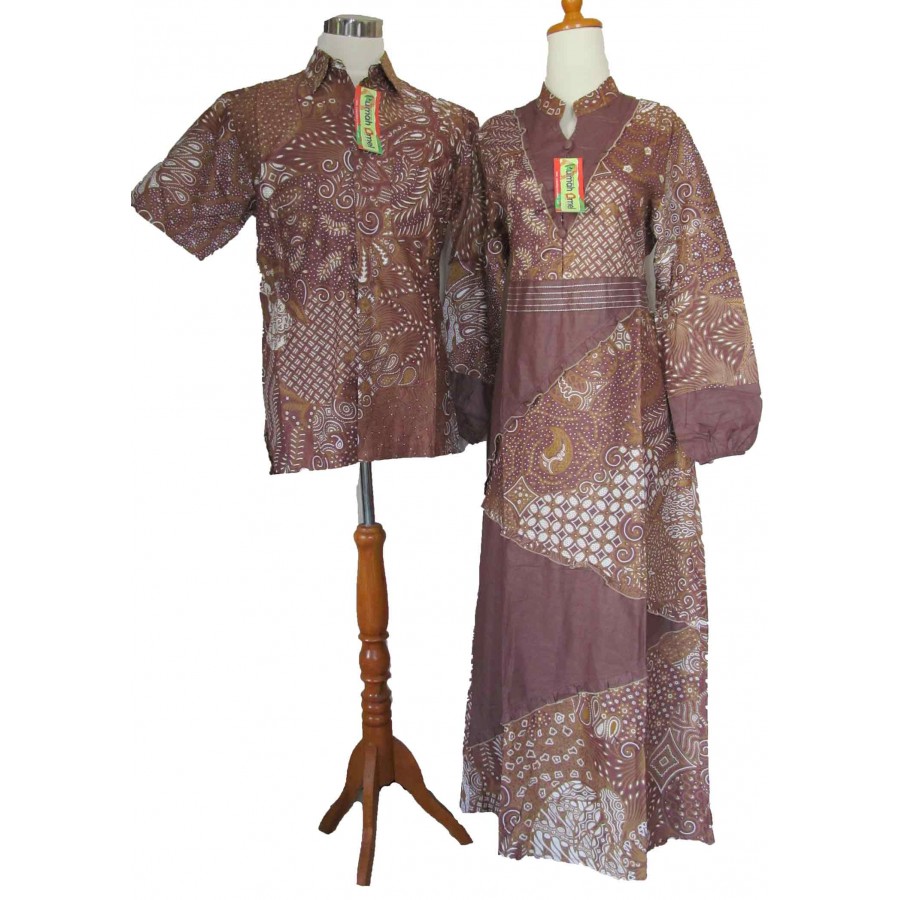 Batik in Indonesia Batik Gamis Sarimbit 