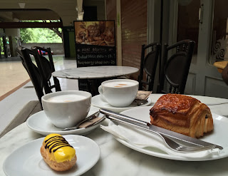 Pastries at La Bouchee D’Or, Pune