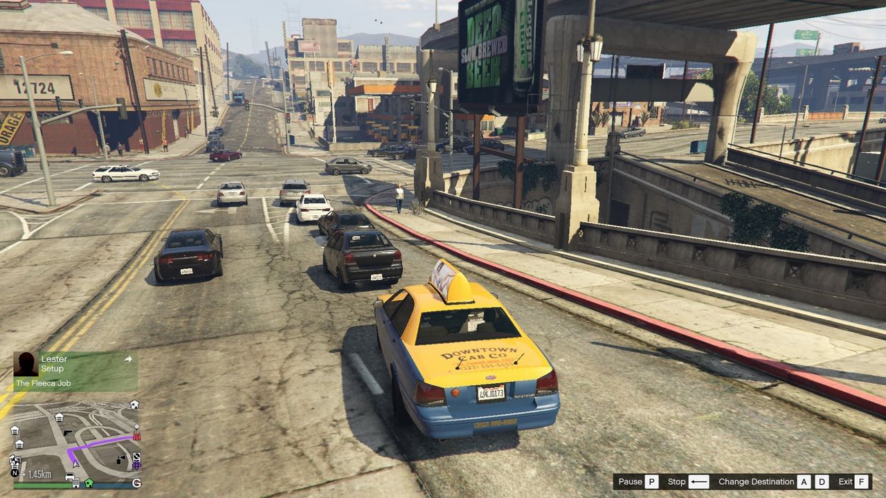 GTA 5 Online taxi on the street