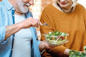 Chế độ ăn uống giúp bảo vệ sức khoẻ người cao tuổi trong mùa lạnh