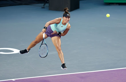 Jéssica Pegula derrota a Aryna Sabalenka y se acerca a semifinales