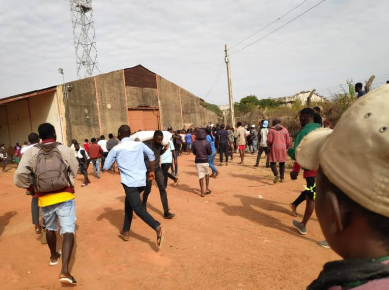 Last Massive Warehouse Full Of COVID-19 Palliatives Looted In Jos, Plateau State (Watch)