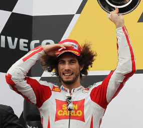 Marco Simoncelli crash Died on MotoGP Sepang Malaysia 2011