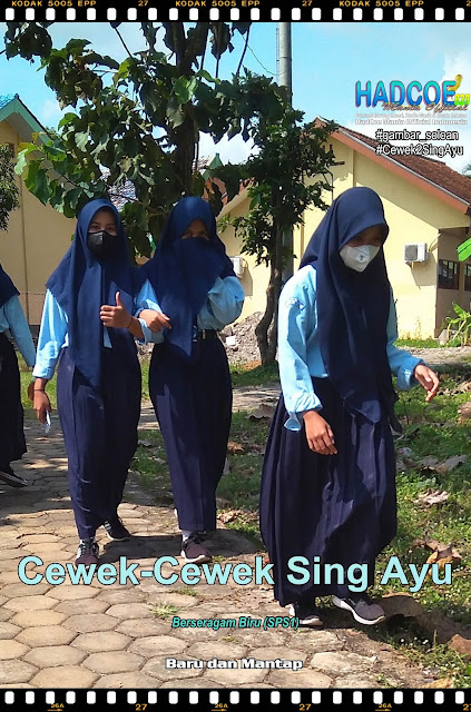Gambar Soloan Terbaik di Indonesia - Gambar SMA Soloan Spektakuler Cover Biru (SPS1) - 28 B DG Gambar Soloan Spektakuler