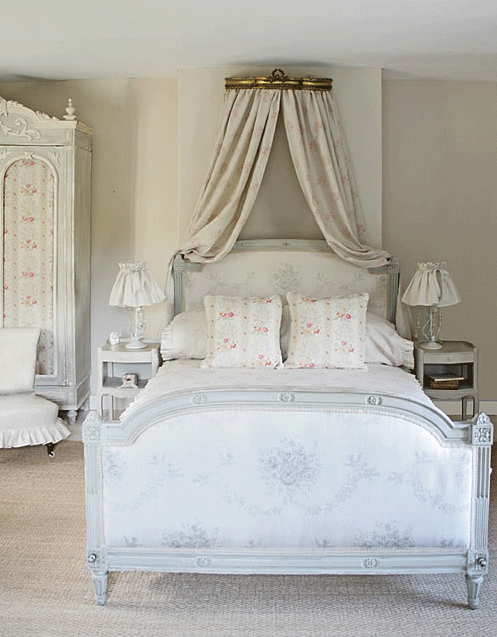 The Paper Mulberry: The Romantic French Bedroom