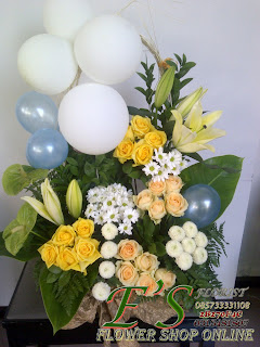 rangkaian bunga meja balon untuk ulang tahun