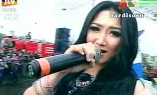 Irma Permatasari - Terlanjur Sayang - Monata 