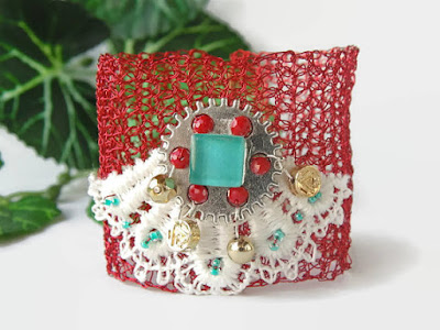 https://www.etsy.com/listing/190579985/crocheted-wire-red-bracelet-christmas?ref=shop_home_active_24