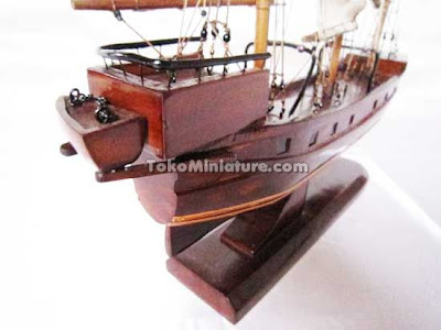 Toko Miniature miniatur kapal chinese  junk 50 cm