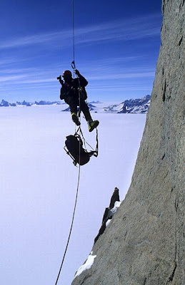 Extreme Mountain Camping Seen On lolpicturegallery.blogspot.com