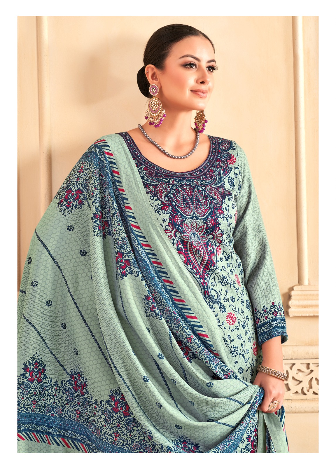 Karachi Pashmina Salwar Suits Manufacturer