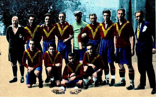 📸SELECCIÓN DE ESPAÑA 📆24 mayo 1924 ⬆️Marcel Slawick (árbitro), Carmelo, Larraza, José Mª Peña, Zamora, Vallana, Pasarín, Monjardín y Lemmel (masajista). ⬇️Chirri I, Piera, Samitier y Gamborena. SELECCIÓN DE ITALIA 1 🆚 SELECCIÓN DE ESPAÑA 0 Domingo 24/05/1924, 16:30 horas. VIII Juegos Olímpicos de París 1924, primera fase. París, Francia, estadio Olímpico de Colombes. GOLES: ⚽1-0: 87’, Vallana en propia puerta.