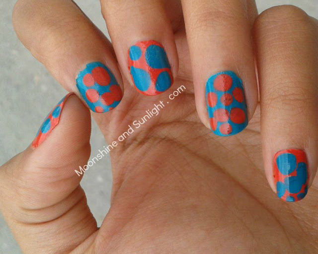 My First attempt at Blobbicure nail art || The Flintstone's Nail Art 