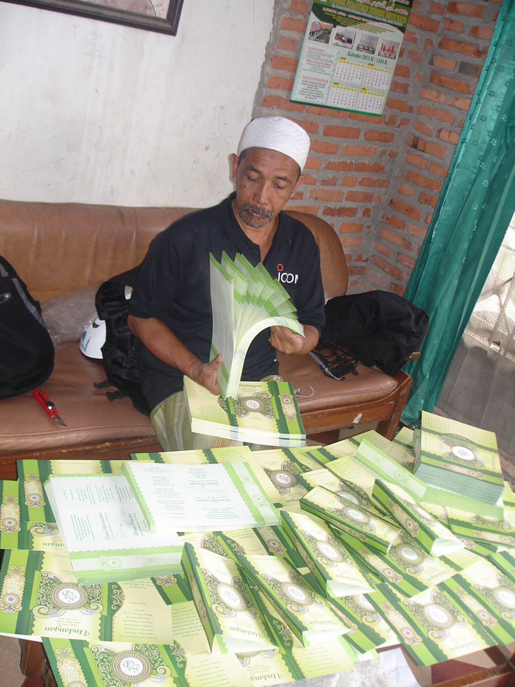 bukit waringin senam  SENAM  JANTUNG  SEHAT  PKK RW 10 SETIAP 