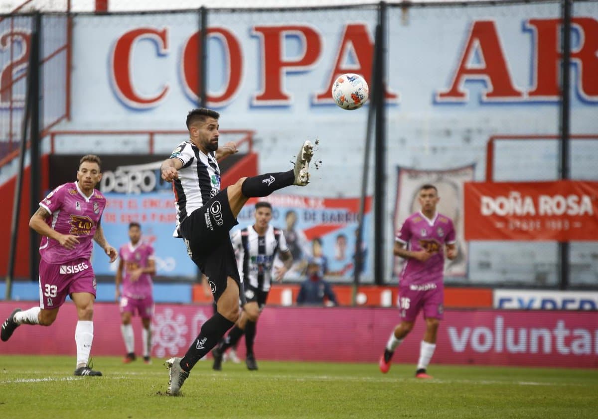 Arsenal y Central Córdoba se despidieron de la Copa de la Liga con un empate