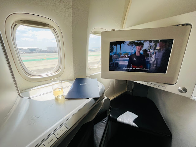 Review: Air France AF65 Business Class Boeing 777-300ER Los Angeles (LAX) to Paris (CDG)