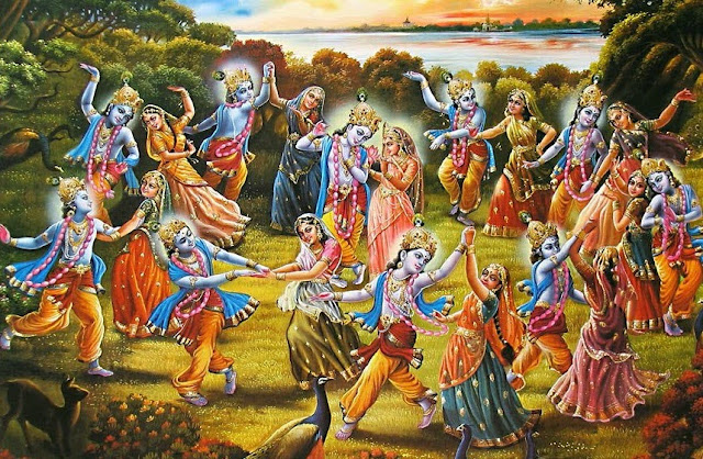 radha krishna playing holi in vrindavan images