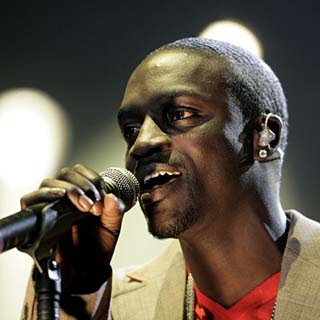 Akon  - Chasing You Lyrics | Letras | Lirik | Tekst | Text | Testo | Paroles - Source: musicjuzz.blogspot.com