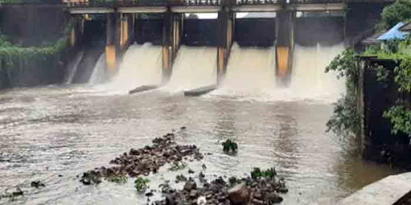 Rain Alerts | സംസ്ഥാനത്ത് അതിതീവ്ര മഴ മുന്നറിയിപ്പ് തുടരുന്നു; വിവിധ ജില്ലകളില്‍ ചുവപ്പ്, ഓറന്‍ജ് ജാഗ്രതകള്‍; മണിയാര്‍ ഡാം തുറന്നു