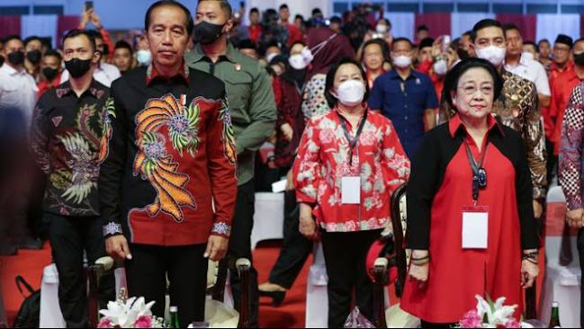 Rocky Gerung: PDIP Saat Ini Terbagi Menjadi Fraksi Mega dan Fraksi Jokowi