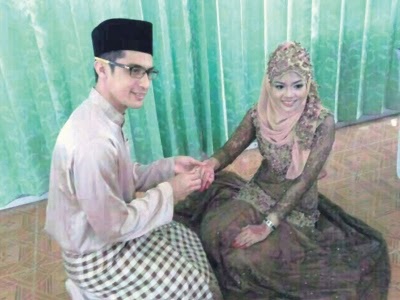 Perkahwinan Ashraf Muslim Dan Wan Sakinah  GAMBAR 