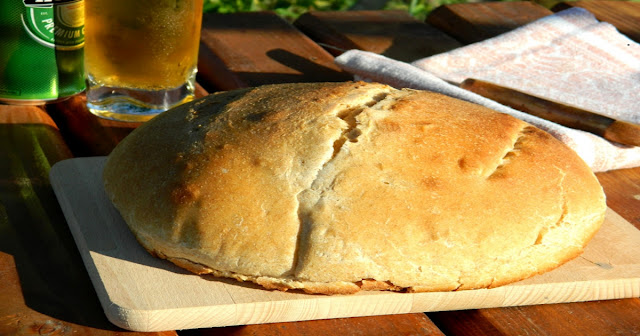 Pâine de casă cu trei ingrediente,paine de casa,retete de ciorbe,rețete, rețete tradiționale, rețete tradiționale moldovenești, rețete tradiționale oltenești, rețete tradiționale românești, 