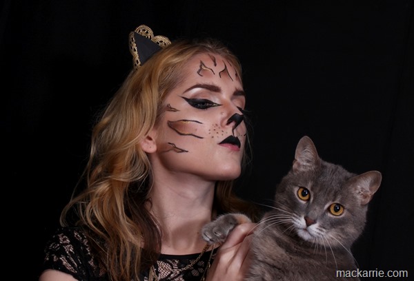 GoldCatHalloweenLook2015_2