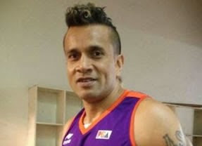 Asi Taulava (active)