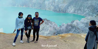 danau  hijau toska ijen