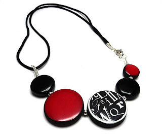 collier céramique original rouge et noir chic et contemporain bijou créateur femme