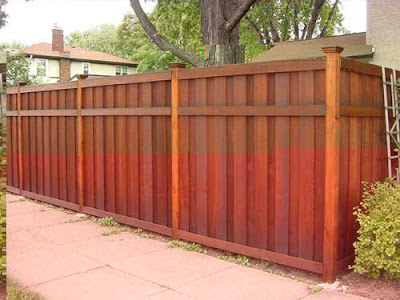 pagar rumah dari kayu