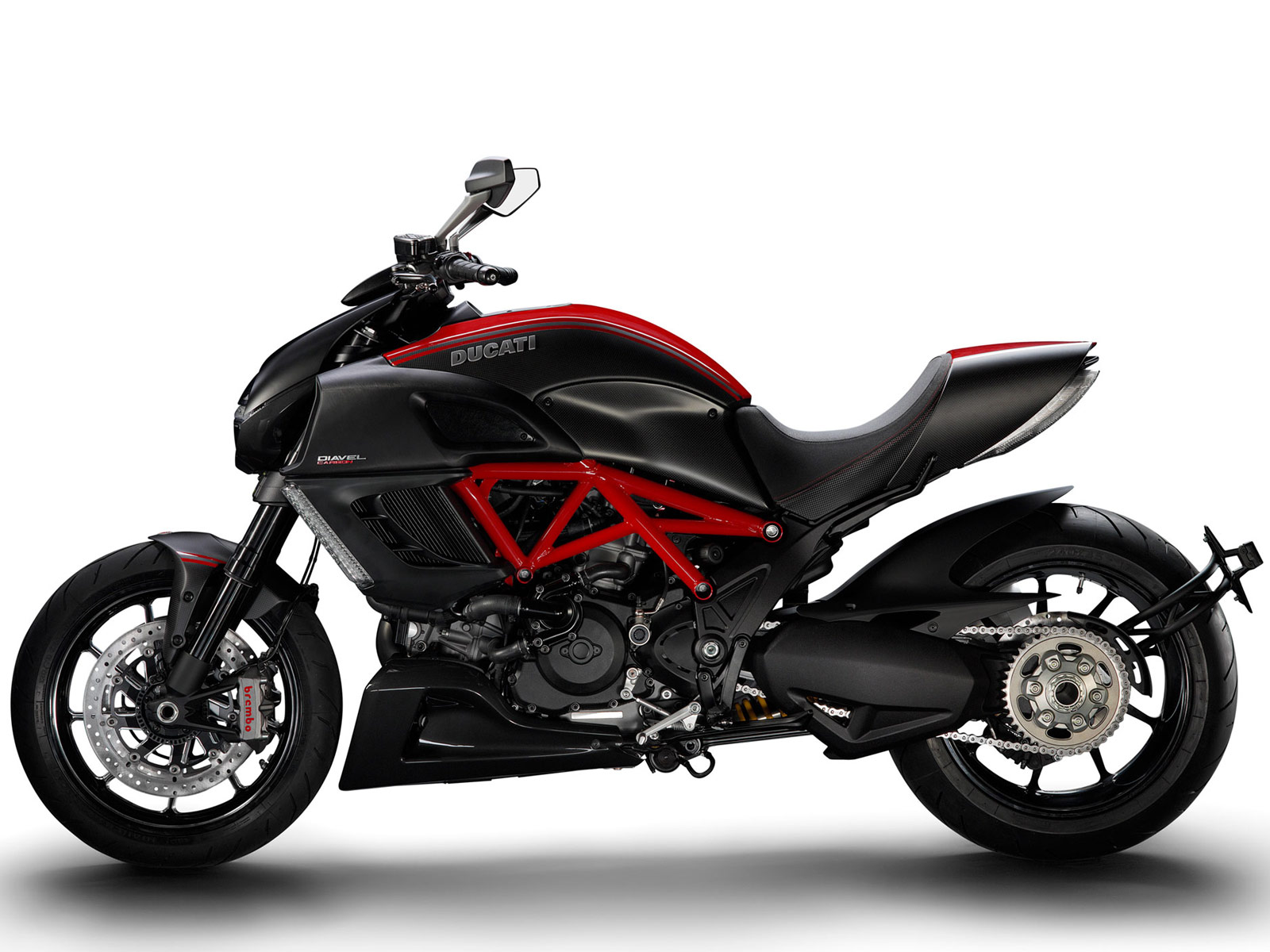 Gambar Motor Ducati 2012 Diavel Carbon North American 