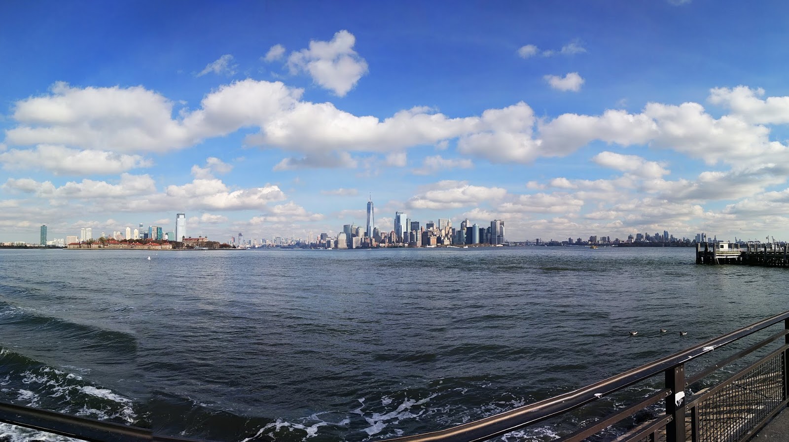 Vista desde el ferry a Long Island