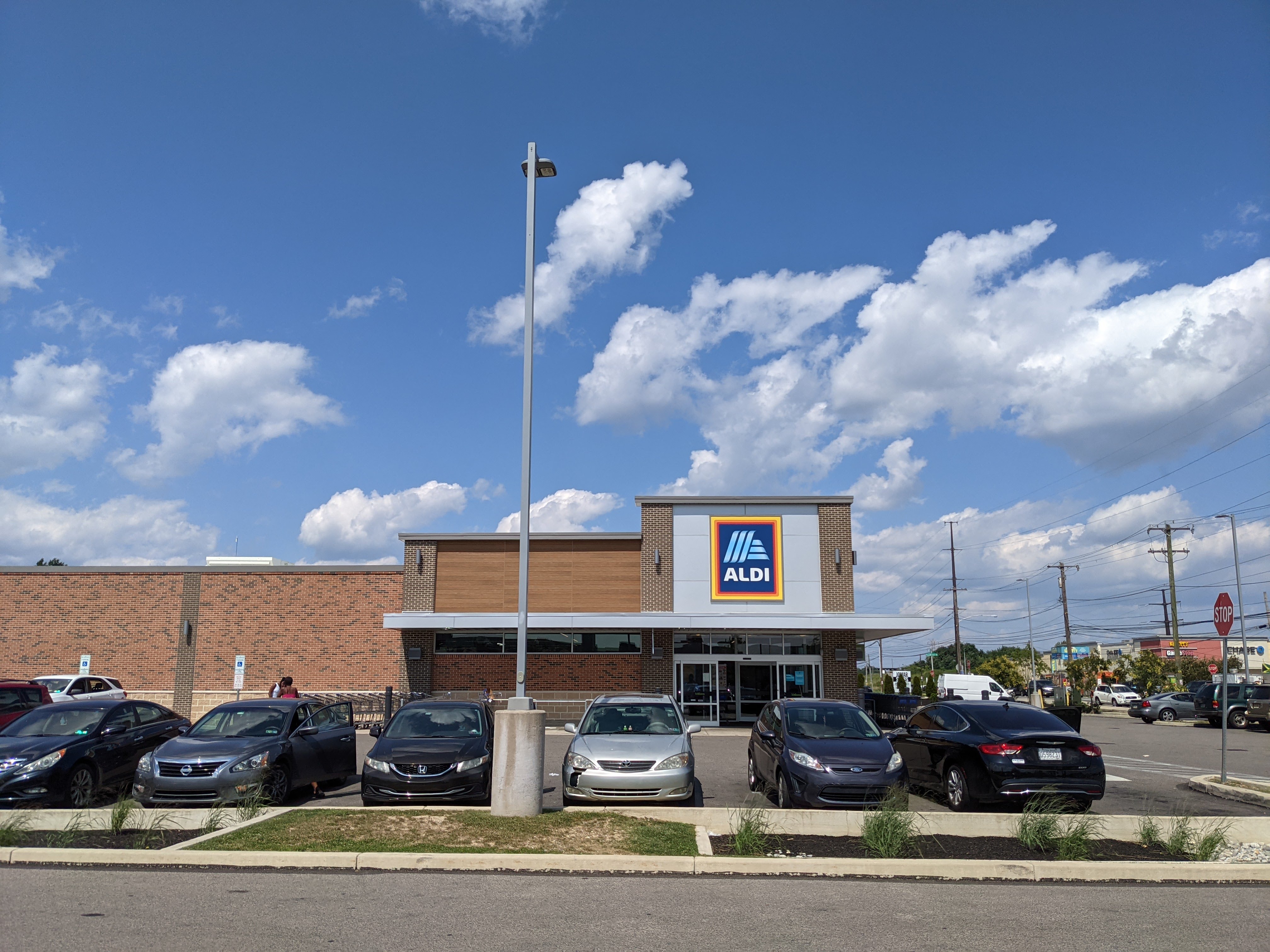 Snapshot: ALDI - Lawncrest, Philadelphia, PA