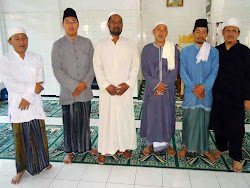 pengasuh yayasan darussalam