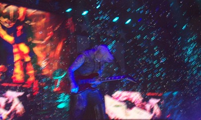 John 5 enveloped in bubbles