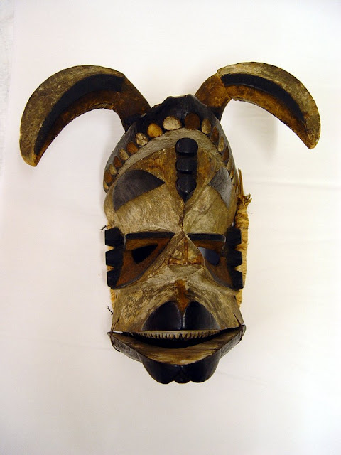 Wood and fibre african mask from Nigeria 