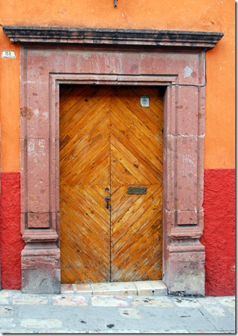 door12