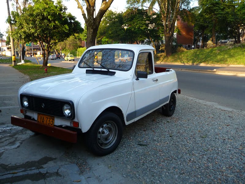 Mi pap dec a que su primer carro un Renault 4 era el mejor carro que 