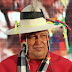 En fotos: vistieron a Chávez con la ropa tradicional indígena boliviana