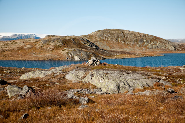 Hochebene in der Hardangervidda, Norwegen. Im Hintergrund der ‎Sandfloeggi, Foto ©Susanne Krauss, München - www.susanne-krauss.com