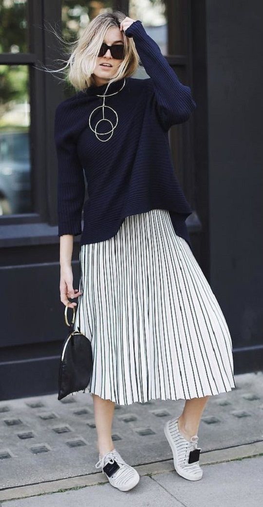 casual style perfection / sweater + sneakers + midi skirt