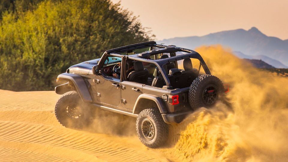 2021 Gladiator 392 V8 / Jeep Wrangler Rubicon 392 Is An Uprated Off Roader With A V8 Heart - As ...