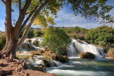 Río en las montañas - River at the mountains