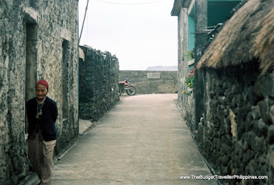 The Budget Traveller Philippines - Batanes - Sabtang Isand Sumnanga