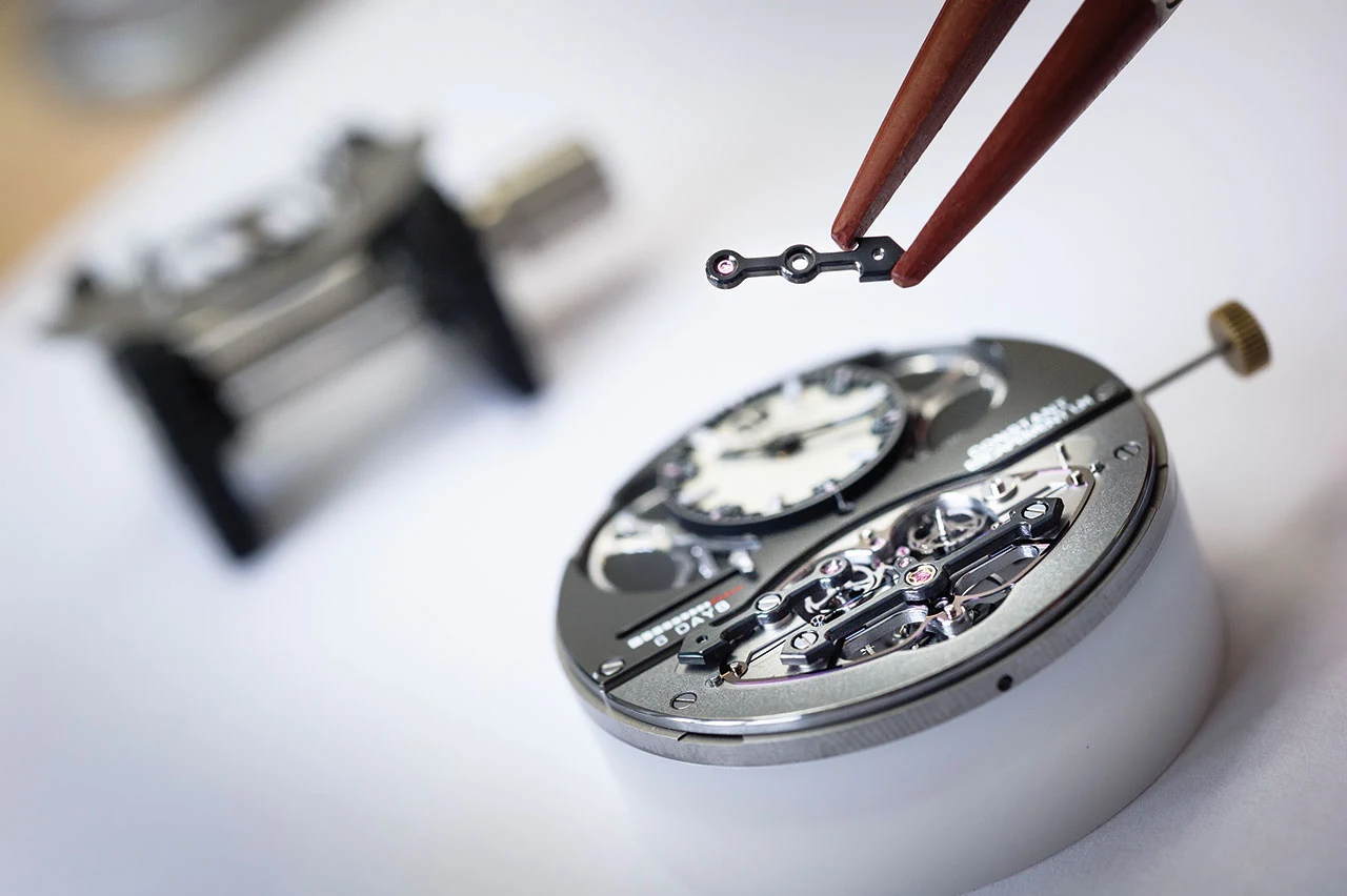 Girard-Perregaux Constant Escapement L.M. Mechanical Watch movement