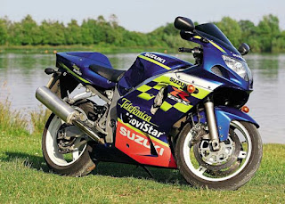 Suzuki-GSX-R600-K2