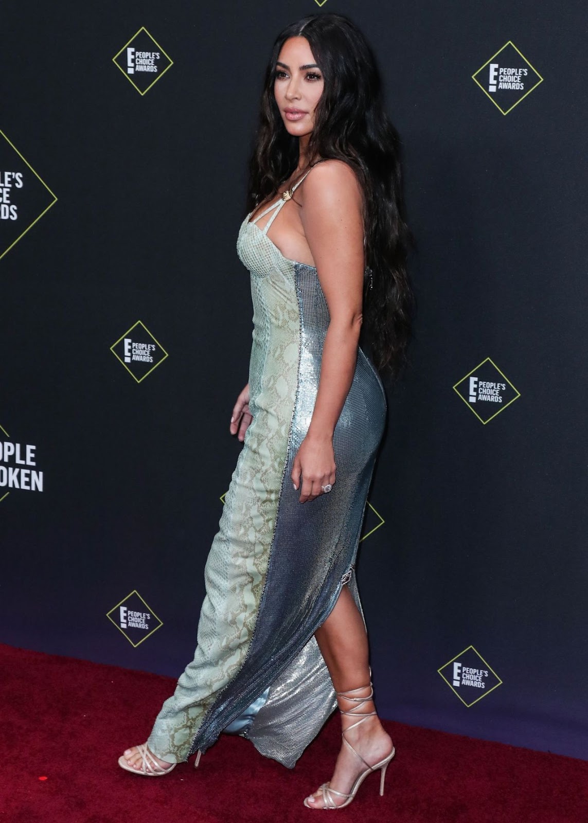 Kim Kardashian female celebrity best red car pet dresses