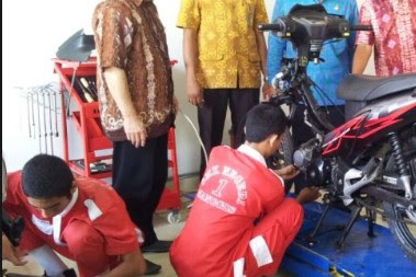 Lowongan Kerja Mekanik Motor PT Duta Motor Terbaru 2019